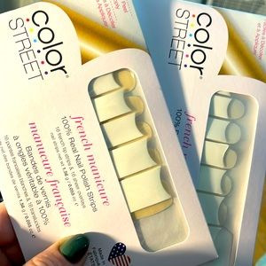 Color street: 2 French Manicures